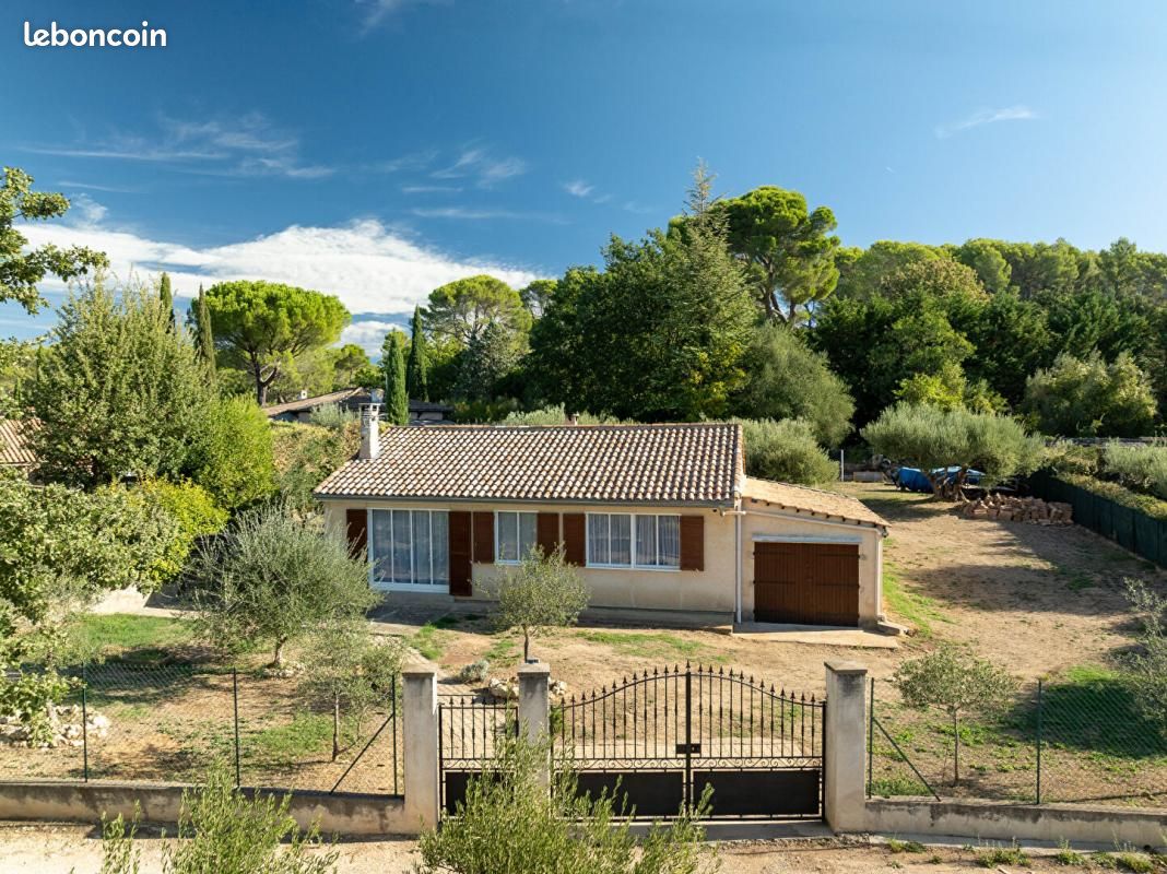 Maison 4 pièces 82 m² · à Saint-Antonin-du-Var · 82 m² · 330 000 €