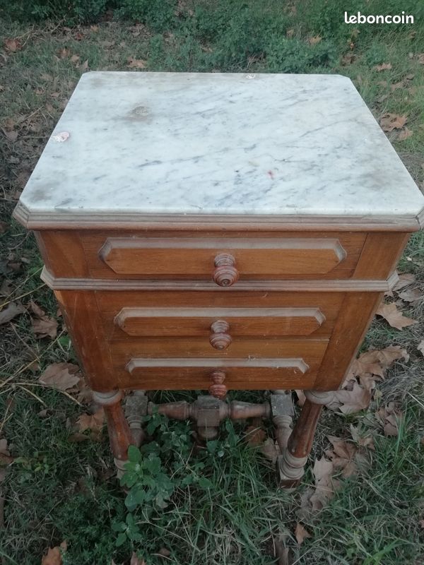 Table de chevet (image 1)