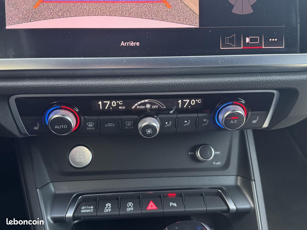 AUDI Q3 35 TDI 150 ch S tronic 7 S line (image 15)