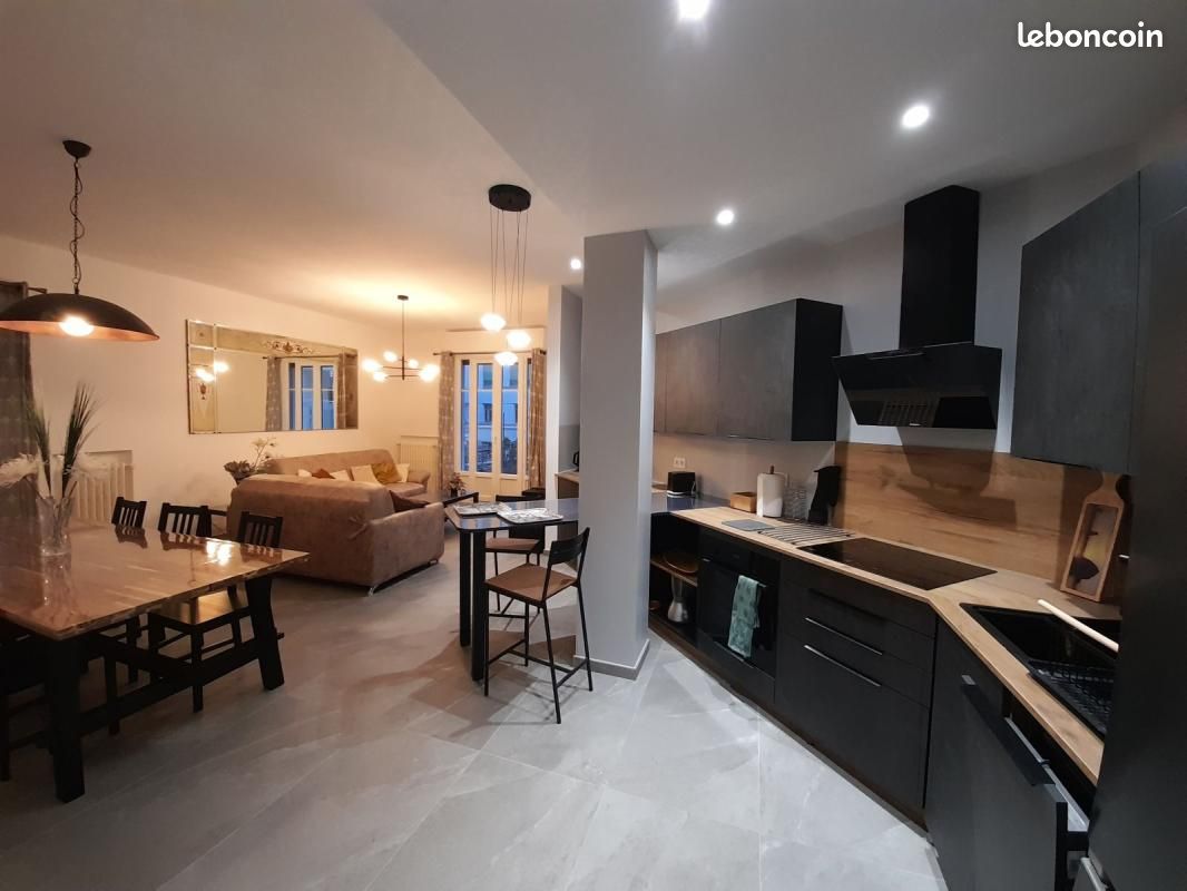 Appartement 3 pièces 73 m² · à Nice · 73 m² · 725 €