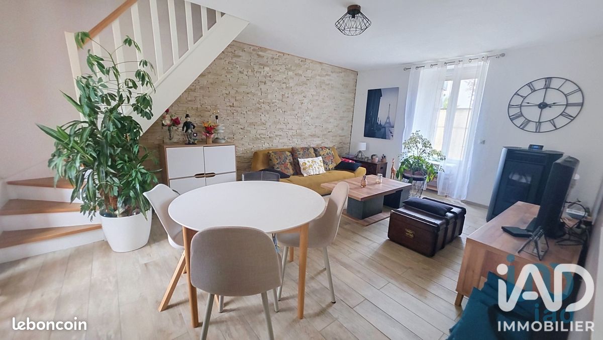 Maison 3 pièces 66 m² · à Esclavolles-Lurey · 66 m² · 105 000 €