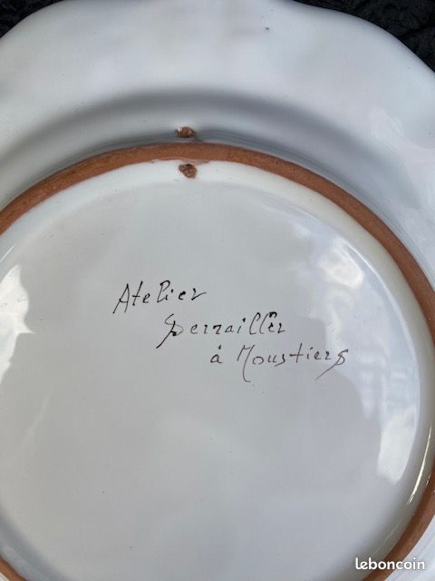 Lot 1 assiette en faïence de Moustier, atelier Serrailler et 1 vide poche en faïence Nidervillery décors fait main (image 5)