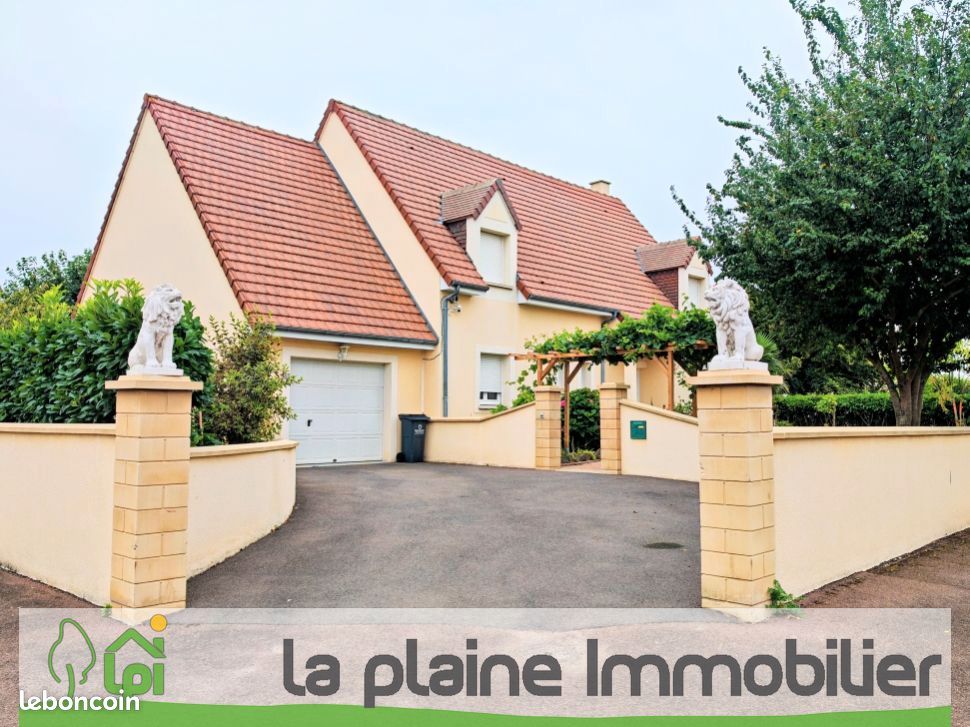 Maison 7 pièces 146 m² · à Castine-en-Plaine · 146 m² · 422 000 €