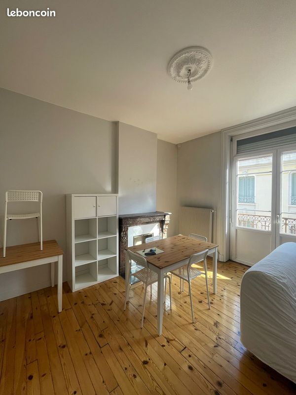 Appartement 2 pièces 53 m² · à Saint-Étienne · 53 m² · 449 €/mois