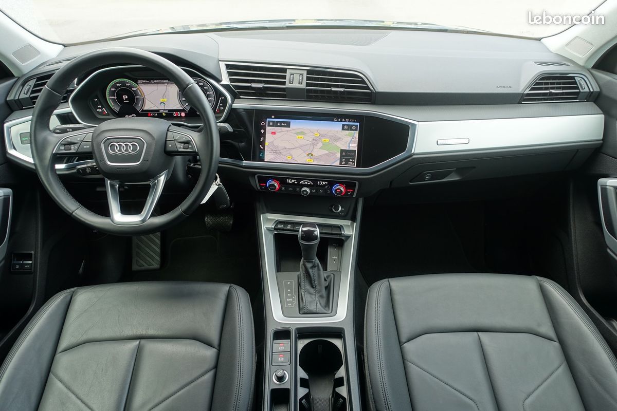 Q3 45 Tfsi e S-Tronic 245ch Hybride Rechargeable Virtual cockpit/Cuir chauffants/Gps Europe/Caméra/Carplay/Hayon électrique/1*Main/Garantie 12 mois (image 7)