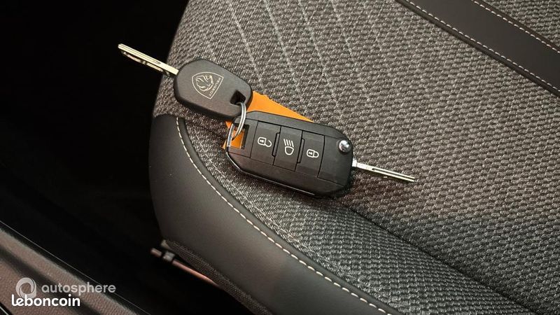 Peugeot 208 1.2 Hybrid 100ch Active e-DCS6 (image 16)