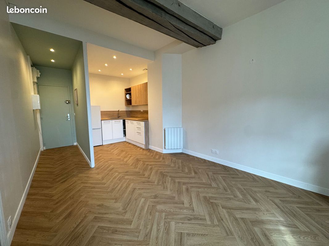 Appartement 3 pièces 47 m² · à Senlis · 47 m² · 895 €