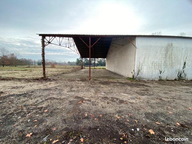 Batiment entrepot de stockage