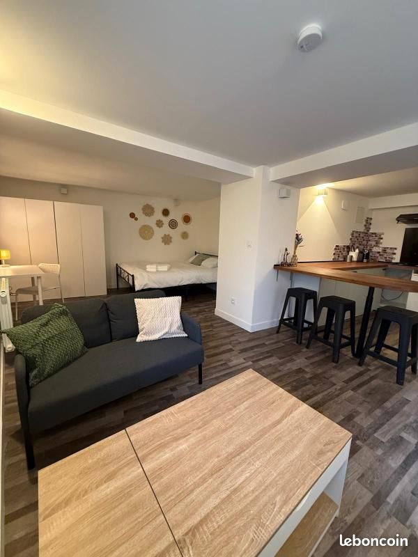 Appartement 1 pièce 33 m² · à La Mulatière · 33,4 m² · 900 €/mois