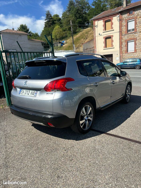 Peugeot 2008 1.6 BlueHDI 120 cv (image 5)