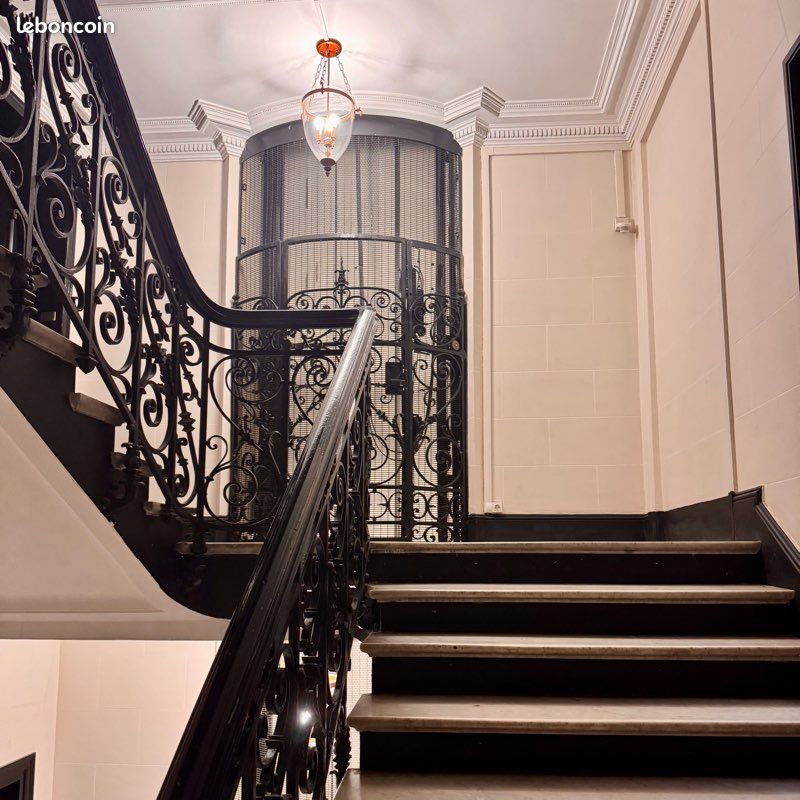 Appartement 4 pièces 151 m² · à La Madeleine · 151 m² · 575 000 €