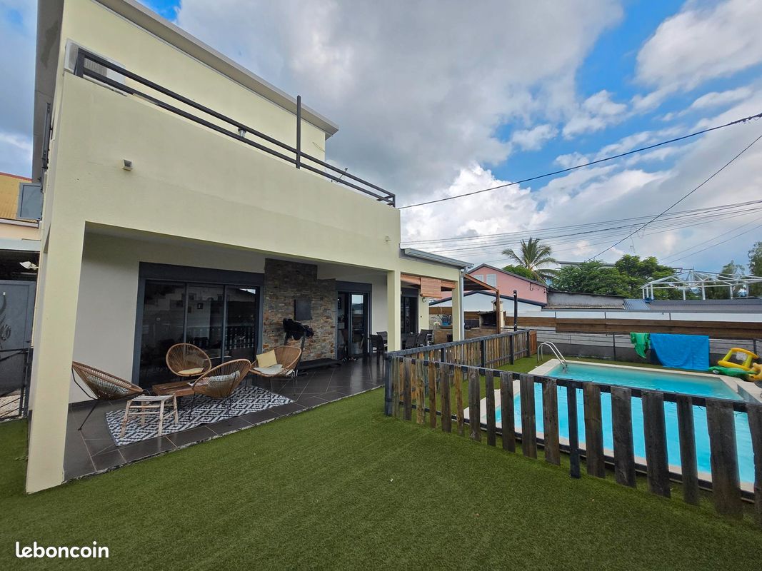 Maison 5 pièces 156 m² · à La Possession · 156 m² · 476 500 €