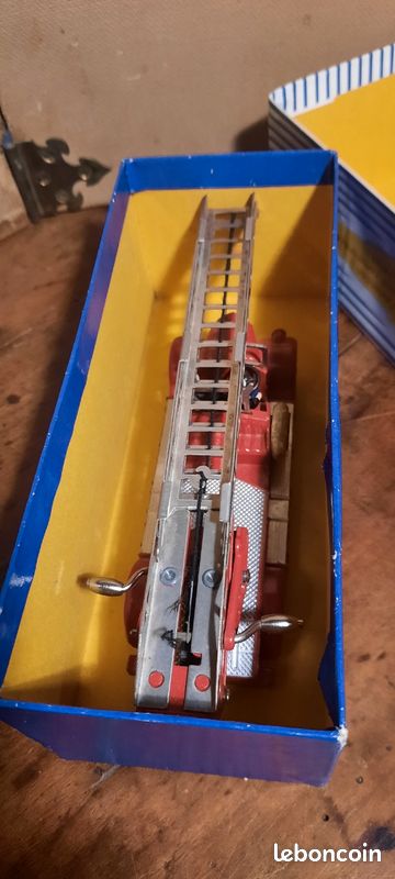 Dinky Toys Réf 32D – Auto échelle De Pompiers – Boîte D'origine Meccano – France