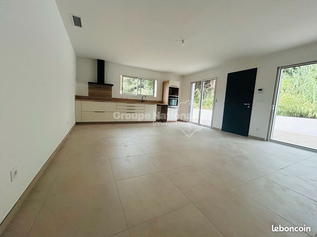 Maison 4 pièces 102 m² · à Saint-Chamas · 101,5 m² · 1 700 €/mois
