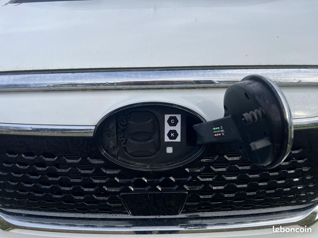 Maxus e-deliver9 fourgon double porte l3h2 72 kwh (image 5)