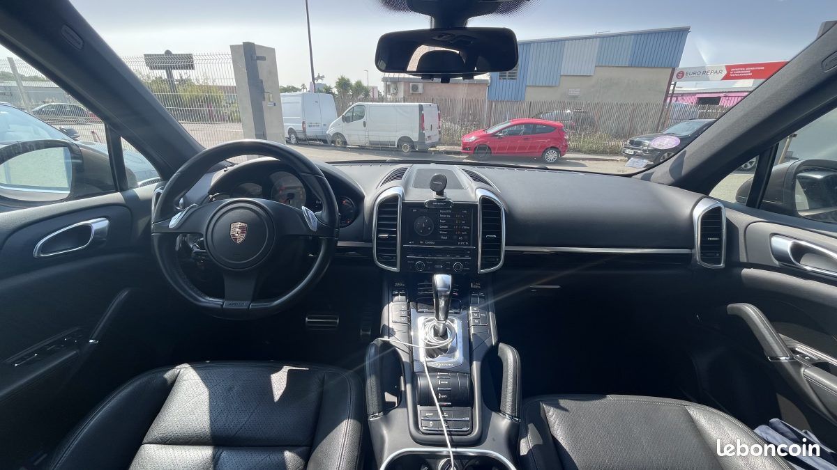 PORSCHE CAYENNE S HYBRID 3 L V6 HYBRID 380 cv (image 9)