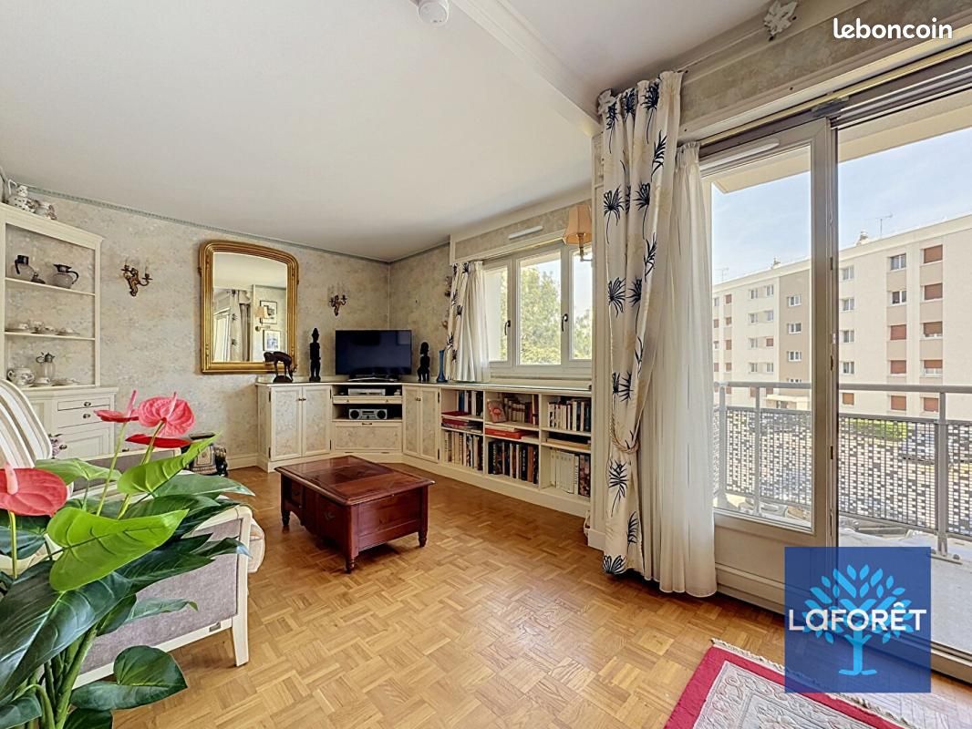 Appartement 4 pièces 71 m² · à Chilly-Mazarin · 71 m² · 182 000 €