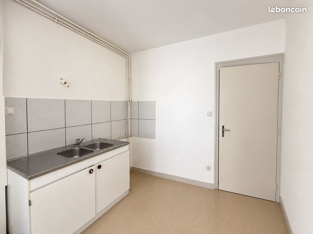 Appartement 3 pièces 45 m² · à Saint-Étienne · 45 m² · 54 100 €