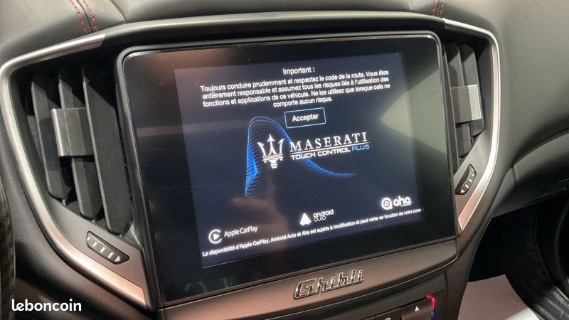 Maserati GHIBLI 3.0 V6 275CH DIESEL GRANSPORT (image 23)