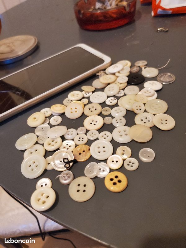 Gros lots de boutons couture (image 1)