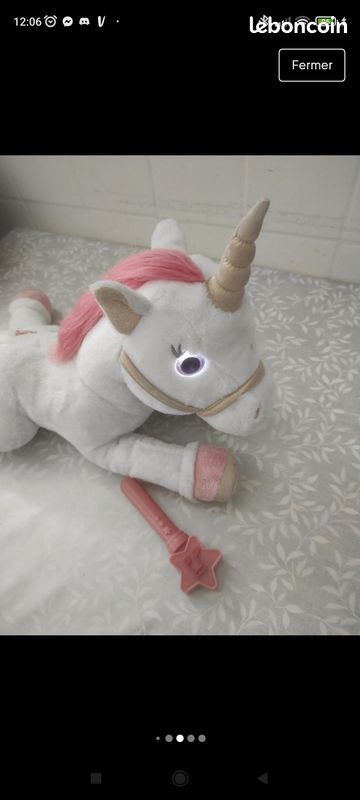 Licorne 🦄 peluche musicale (image 3)
