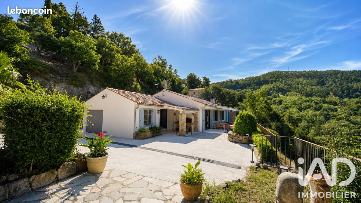 Maison 5 pièces 120 m² · à Fréjus · 120 m² · 765 000 €