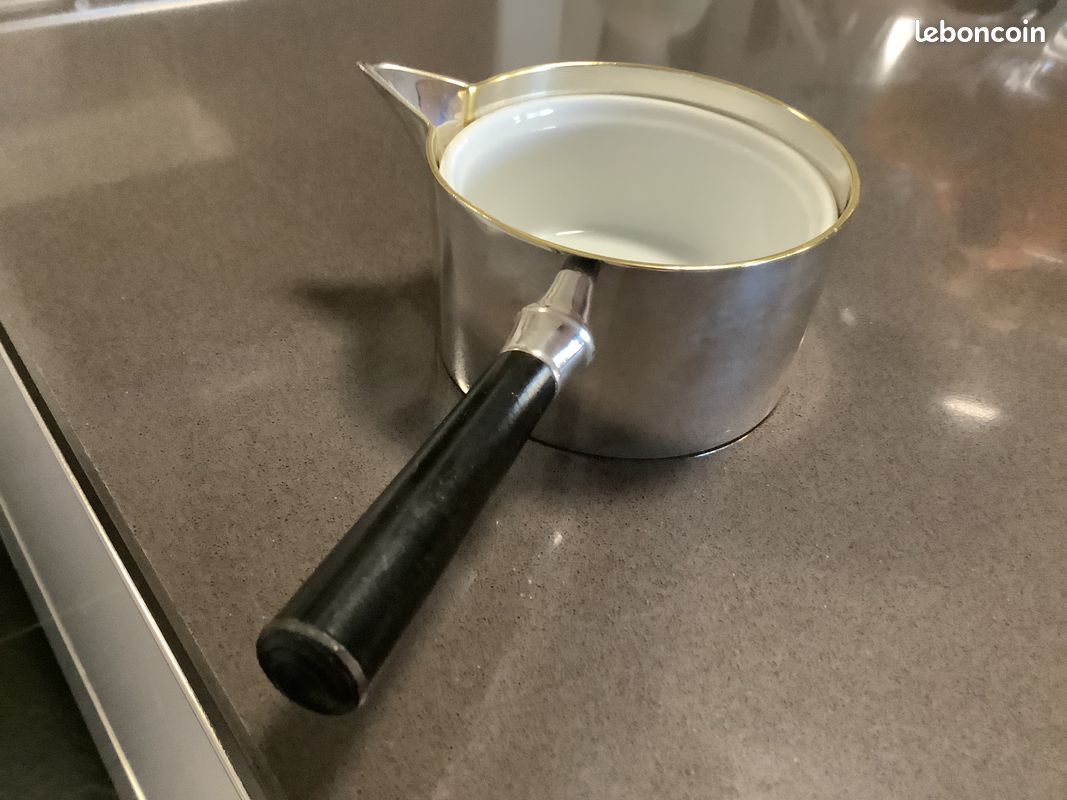 Cassolette en métal argenté (image 3)