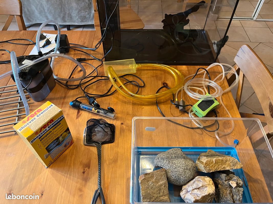 Aquarium complet et accessoires (image 5)