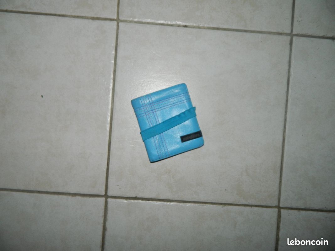 Portefeuille Nixon (image 1)