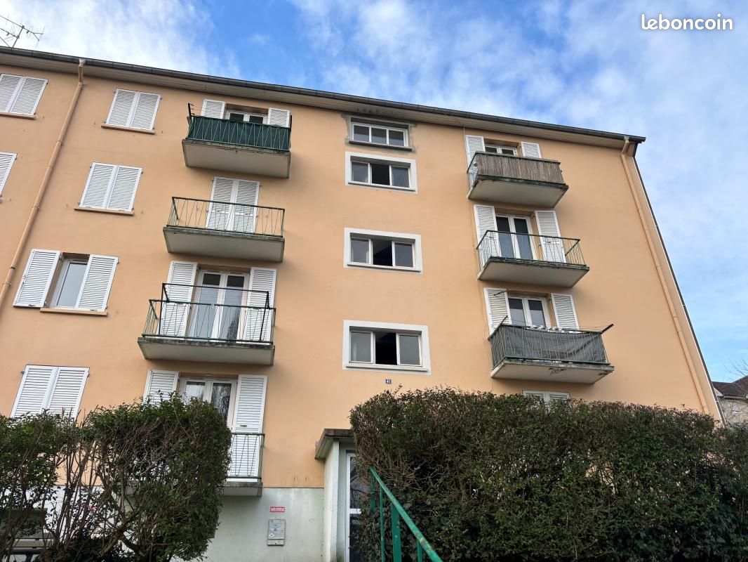 Appartement 3 pièces 52 m² · à Thann · 52 m² · 459 €/mois