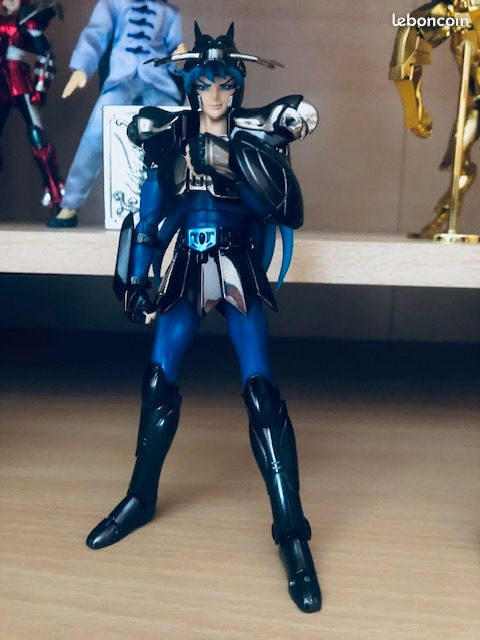 Figurine articulée mythe en tissu Bandai Saint Seiya dragon noir et