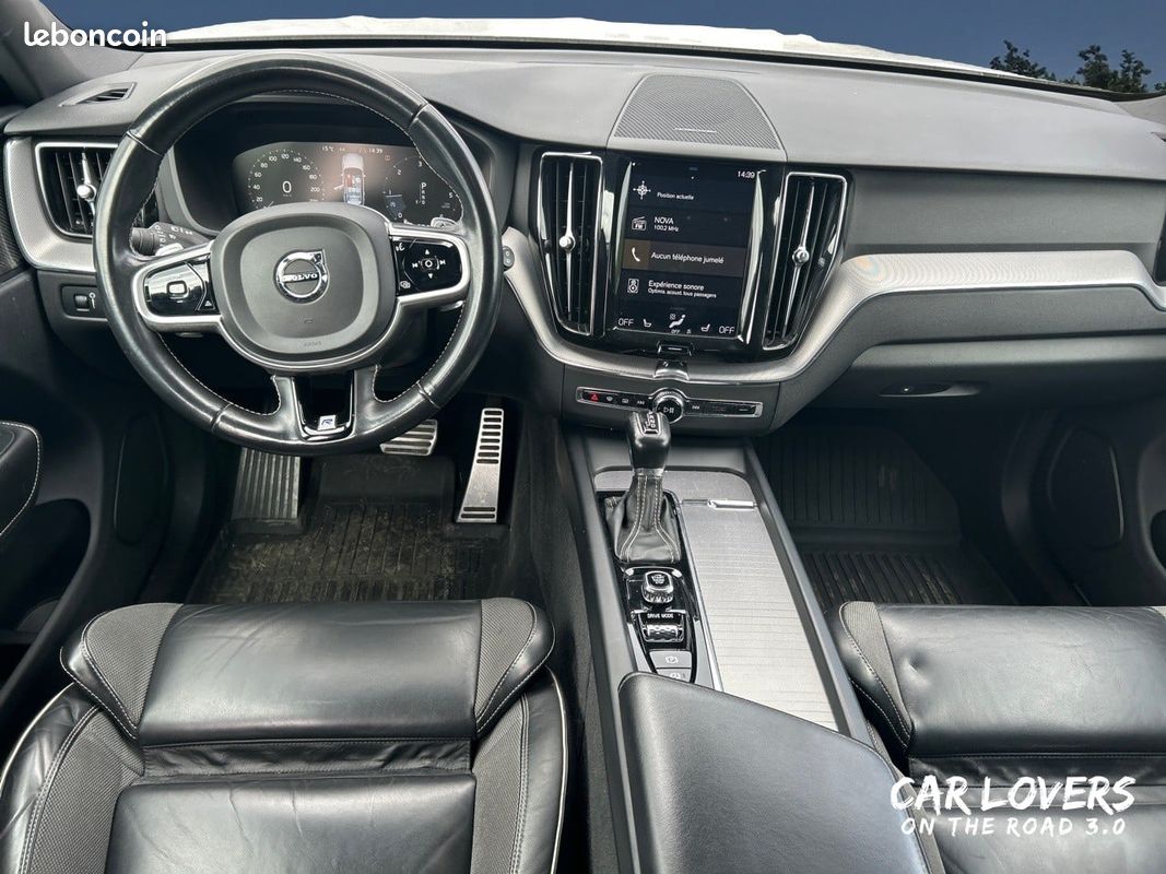 VOLVO XC60 D4 AdBlue 190 ch Geartronic 8 R-Design (image 21)