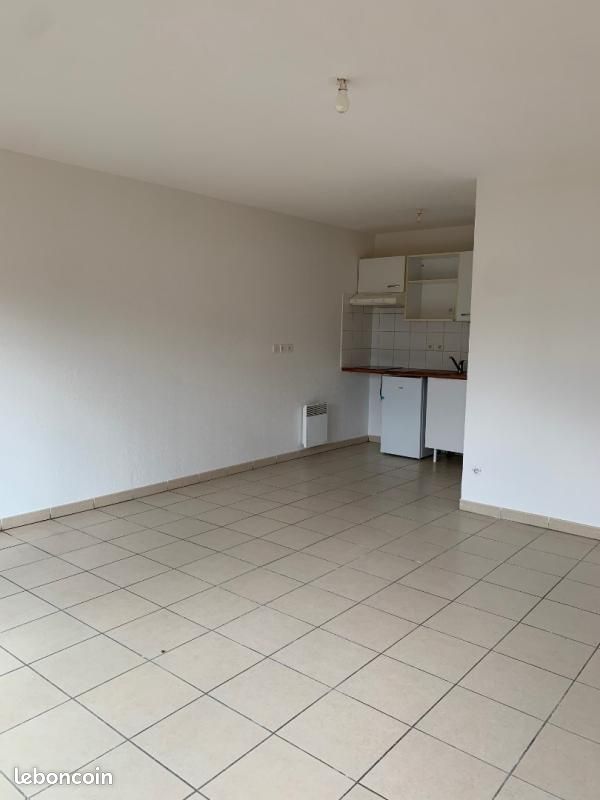 Appartement 1 pièce 28 m² · à Génissac · 28 m² · 382 €/mois