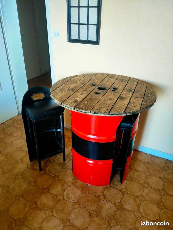 Table et Chaise Baril (image 1)