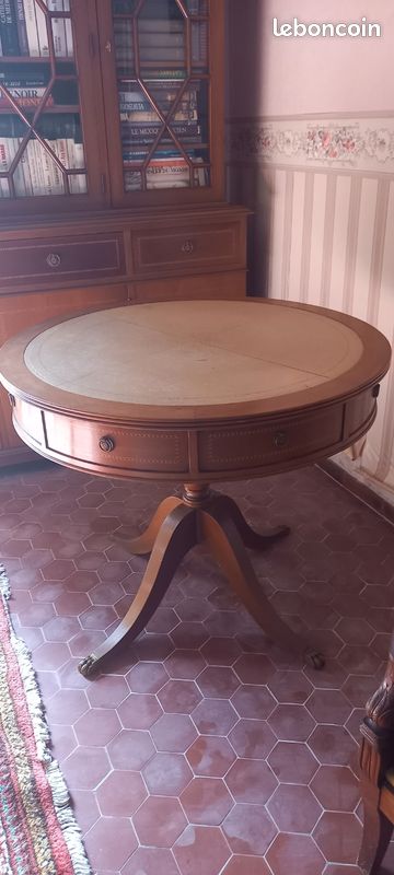 Table ronde (image 1)