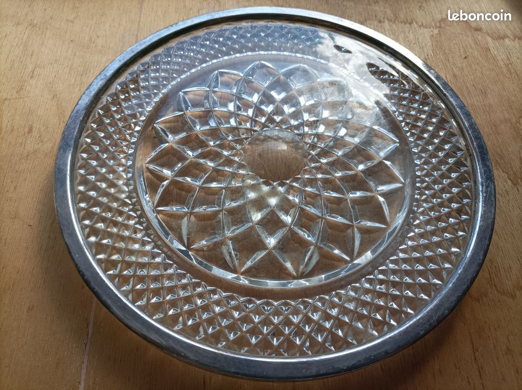 Dessous de plat en verre ou cristal taillé cerclé métal argenté (image 8)