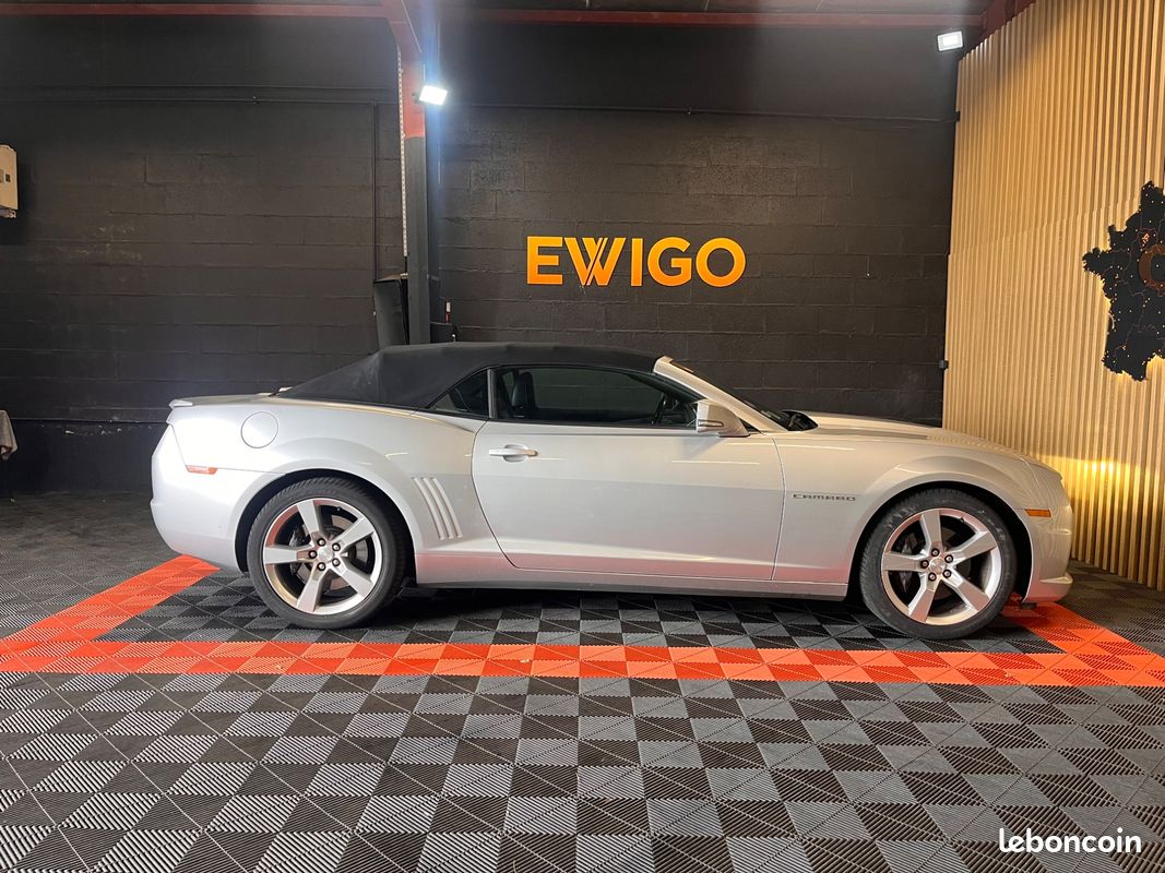 CHEVROLET CAMARO CABRIOLET V8 6.2 405 CH - CAMÉRA DE RECUL - SIÈGES CHAUFFANTS - SIÈGES ELEC - DEUXIÈME MAINs (image 15)