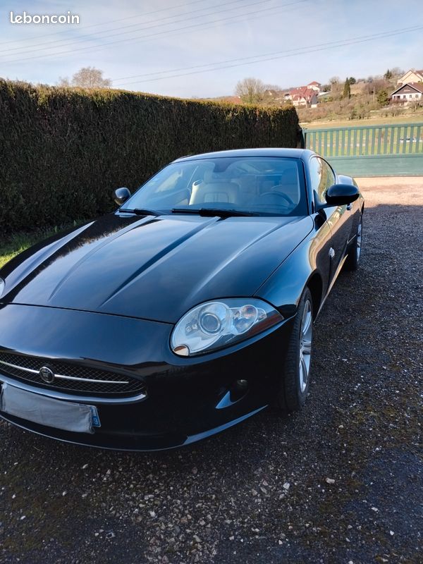 Garniture De Bande De Toit Droite Pour Jaguar XK Coupé X150 - Réf. 28747268