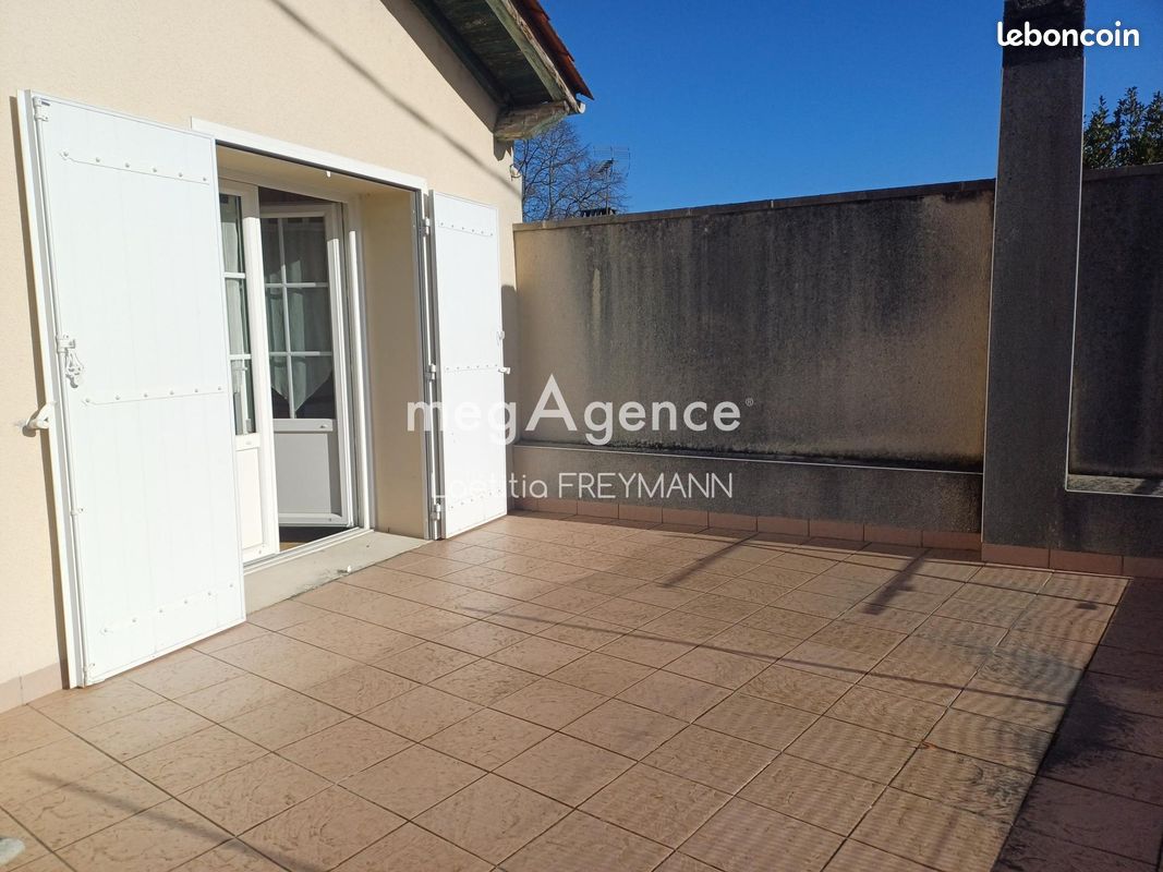 Maison de ville 4 pièces 106 m² - Châteaubernard 16100 (image principale 7)