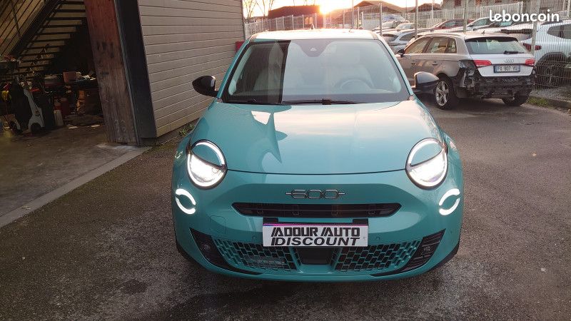 Fiat 600 1.2 HYBRID 136CH LA PRIMA DCT6 (image 18)