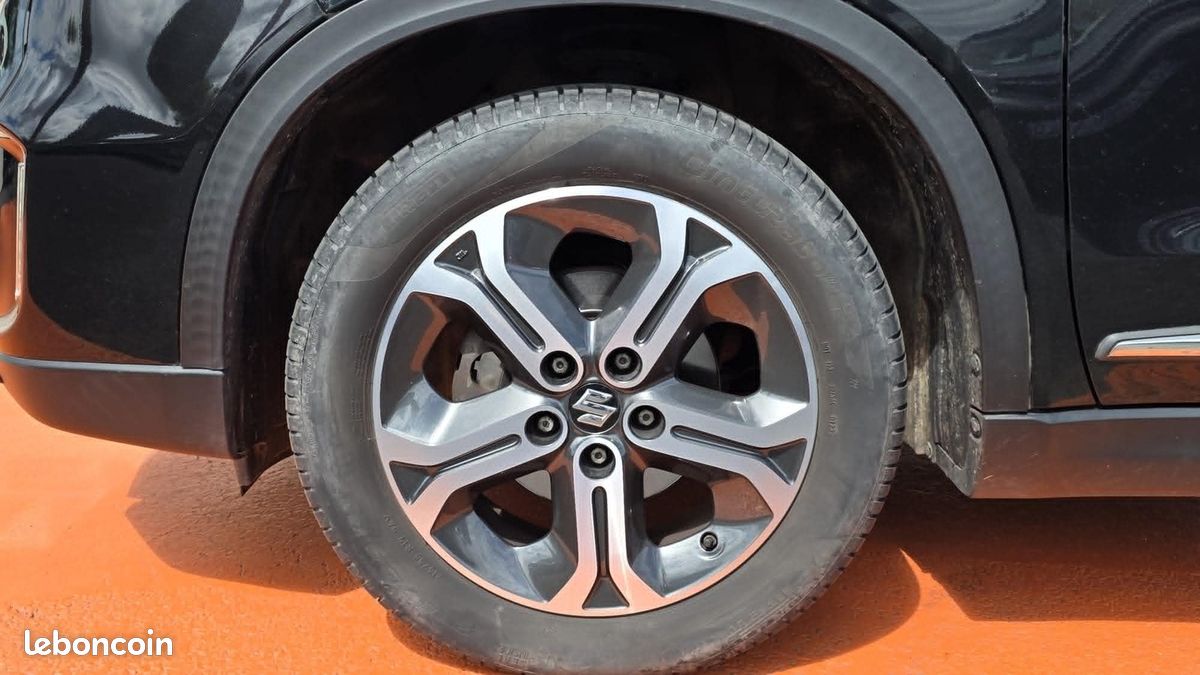 Suzuki VITARA 1.6 VVT PACK AUTO (image 17)