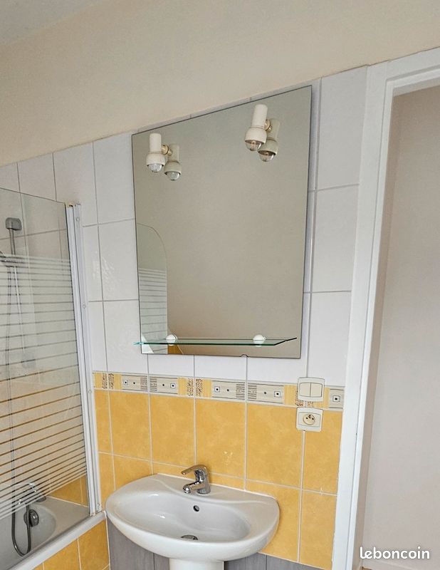 Miroir de salle de bain (image 1)