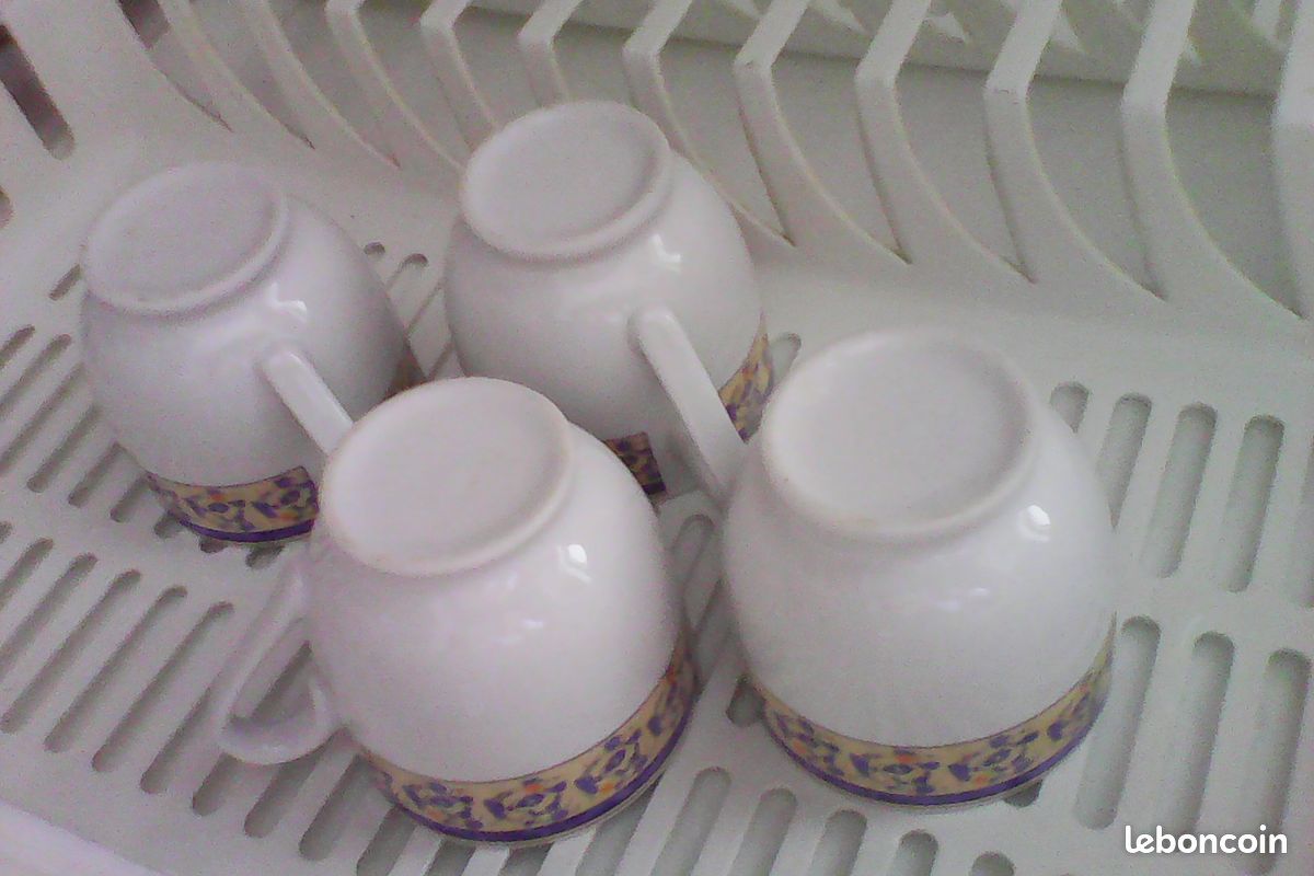 4 Tasses à café porcelaine (image 2)