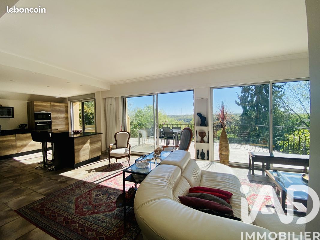 Maison 8 pièces 170 m² · à Saint-Fargeau-Ponthierry · 170 m² · 610 000 €