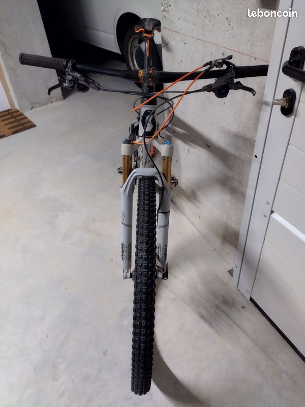 Vtt sccot spark rc premium (image 1)