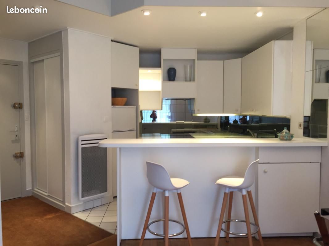 Appartement 2 pièces 44 m² · à Écully · 44 m² · 857 €/mois