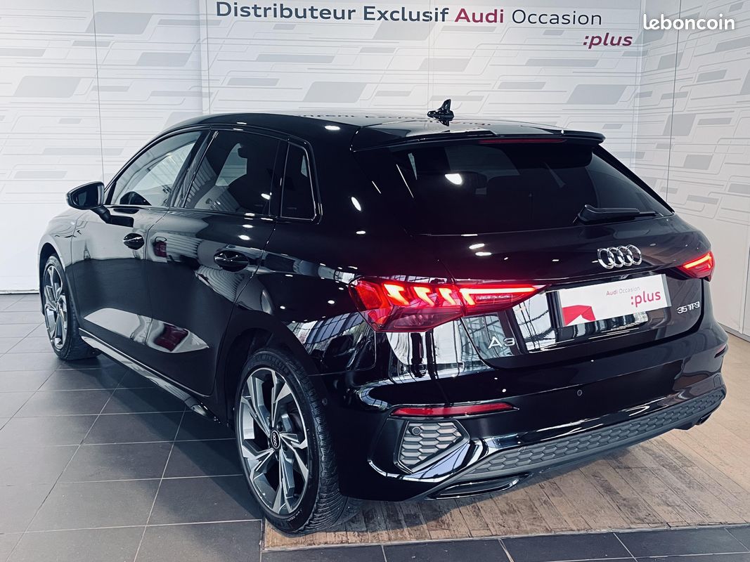 AUDI A3 Sportback 35 TFSI Mild Hybrid 150 S tronic 7 S Line (image 2)