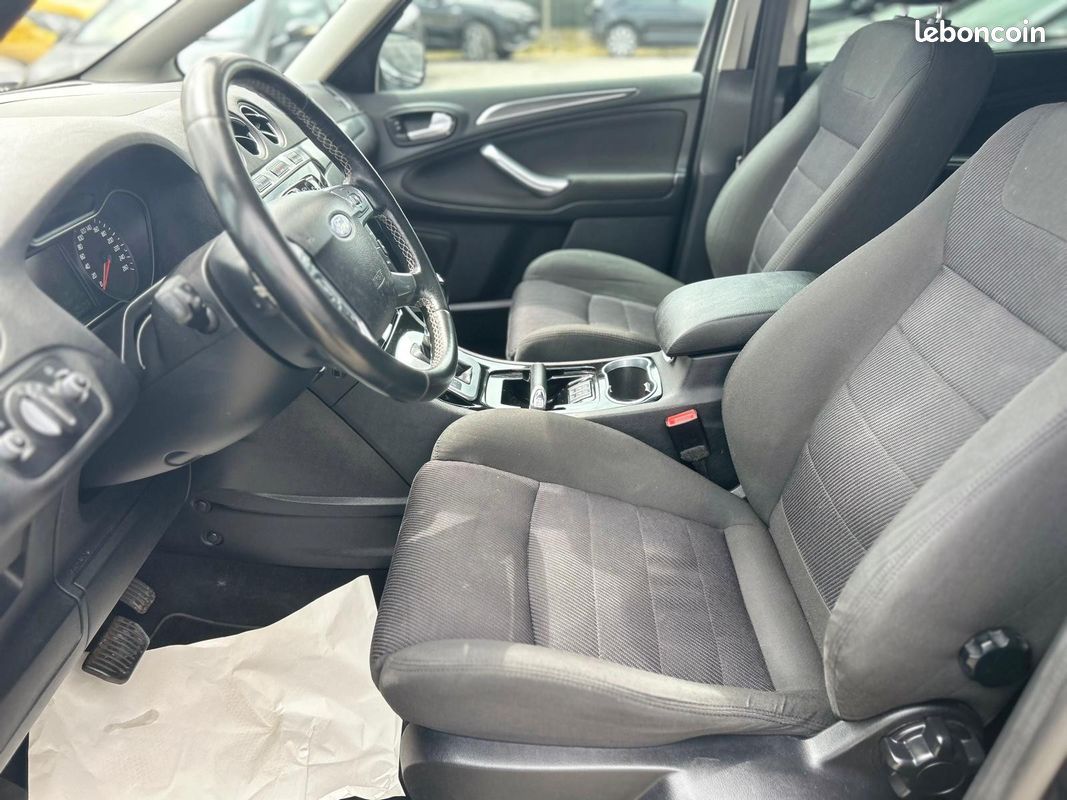FORD S-MAX Titanium (03.2010->) (image 9)