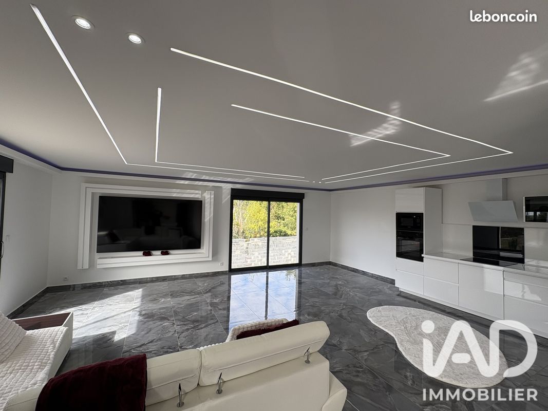 Maison 4 pièces 107 m² · à Saint-Louis-de-Montferrand · 107 m² · 350 000 €