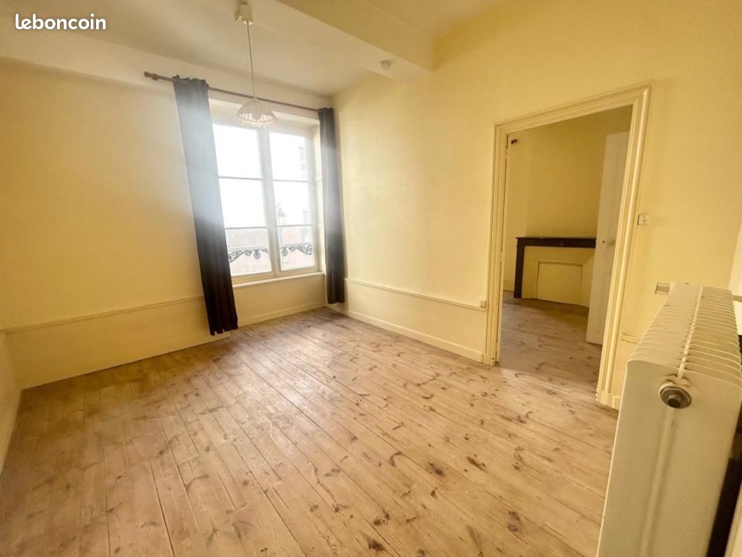 Appartement 3 pièces 63 m² · à Riom · 63 m² · 590 €